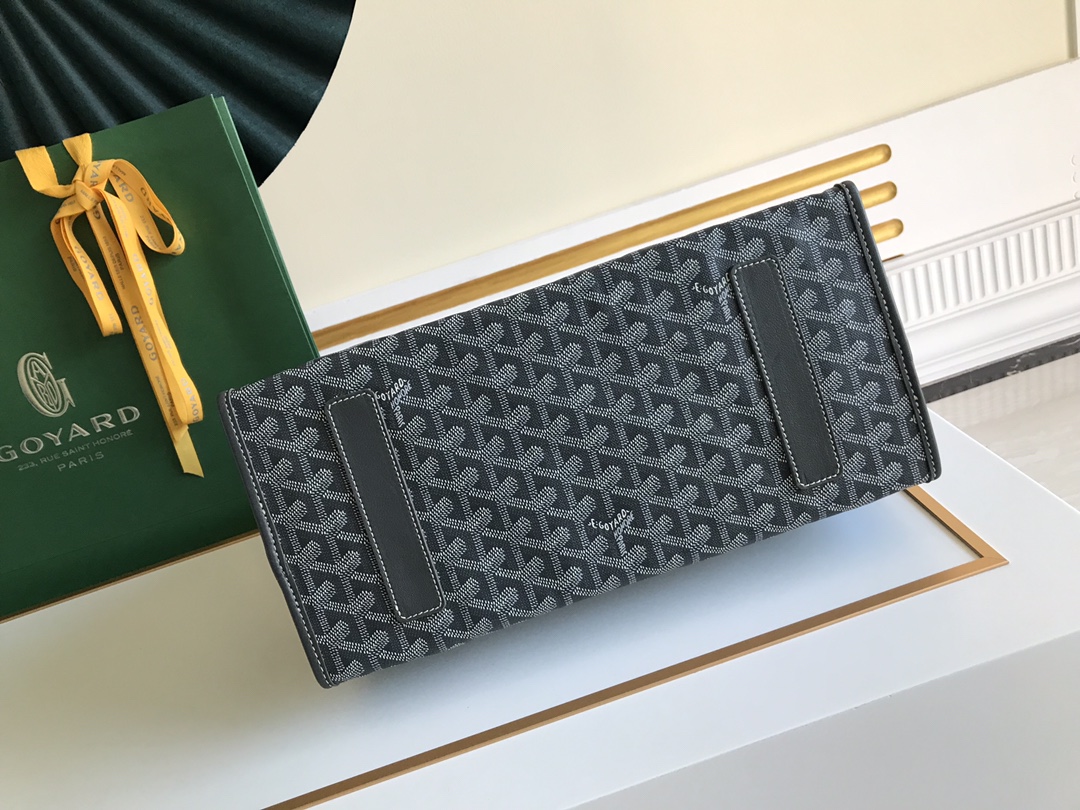 Goyard Saint Léger Bag