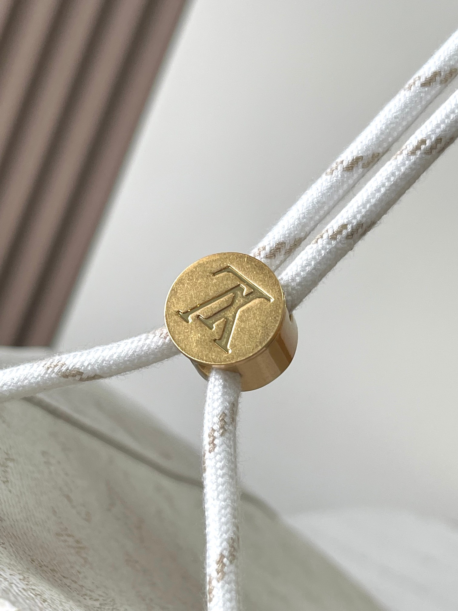 Louis Vuitton M14652 Marina Tote