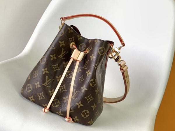Louis Vuitton M46581 Néonoé BB