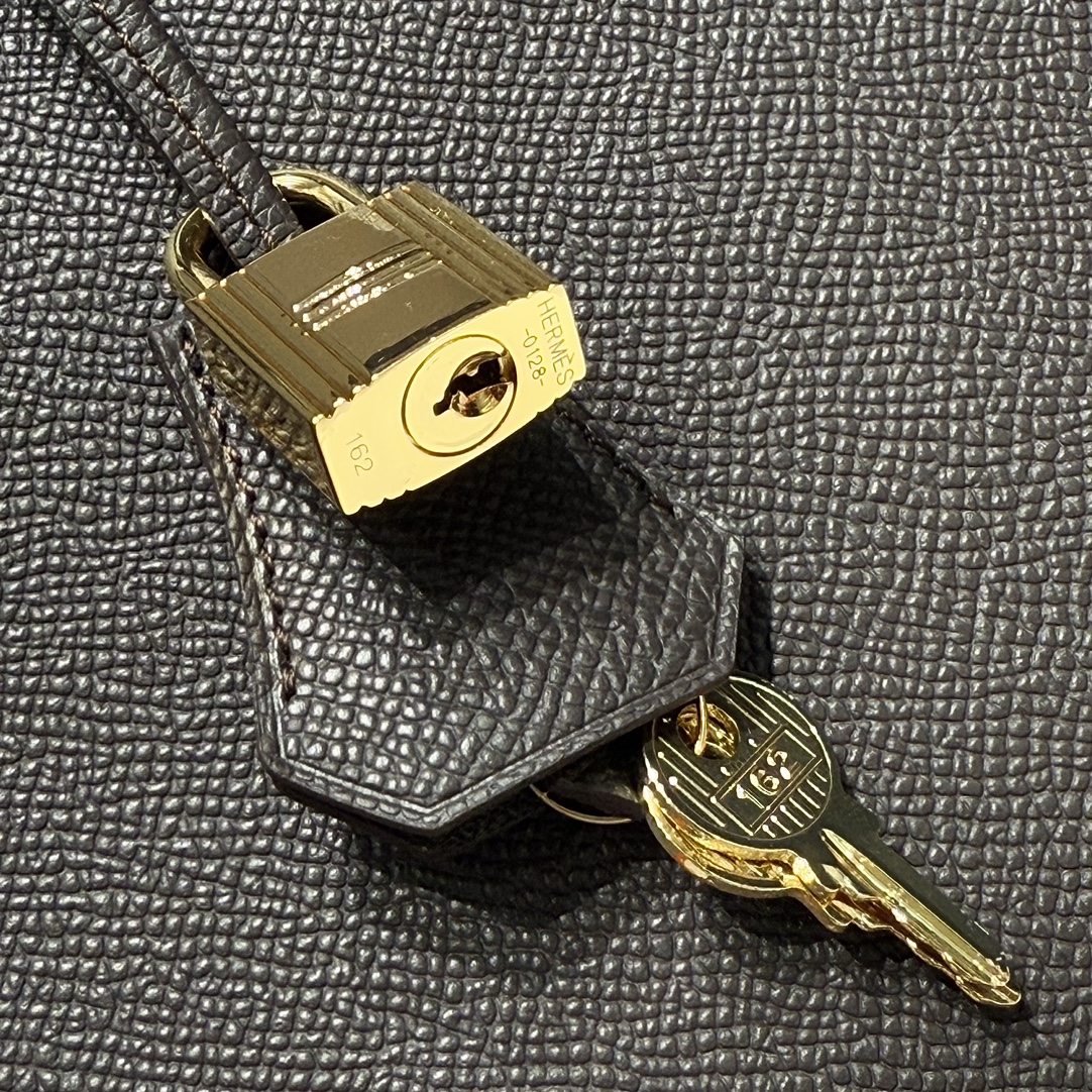 Hermès Ebony Epsom Leather 28cm Tote