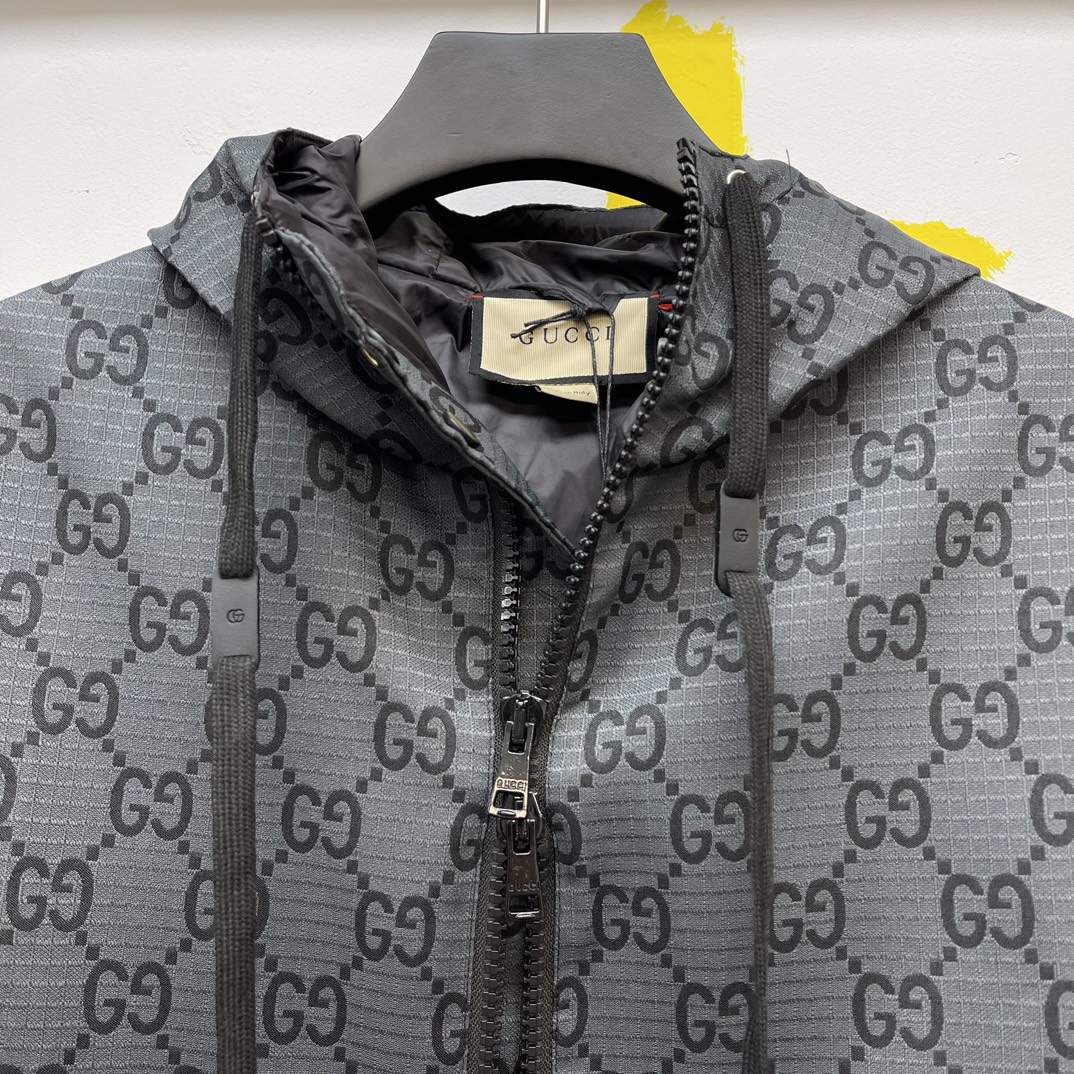 GG Nylon checked jacket with removable sleeves