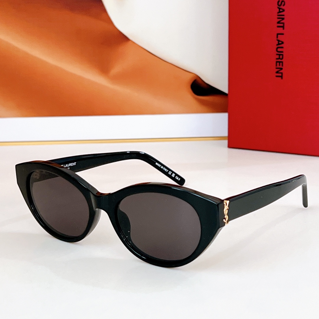 SAINT LAUREN- MODEL∶SLM148/F