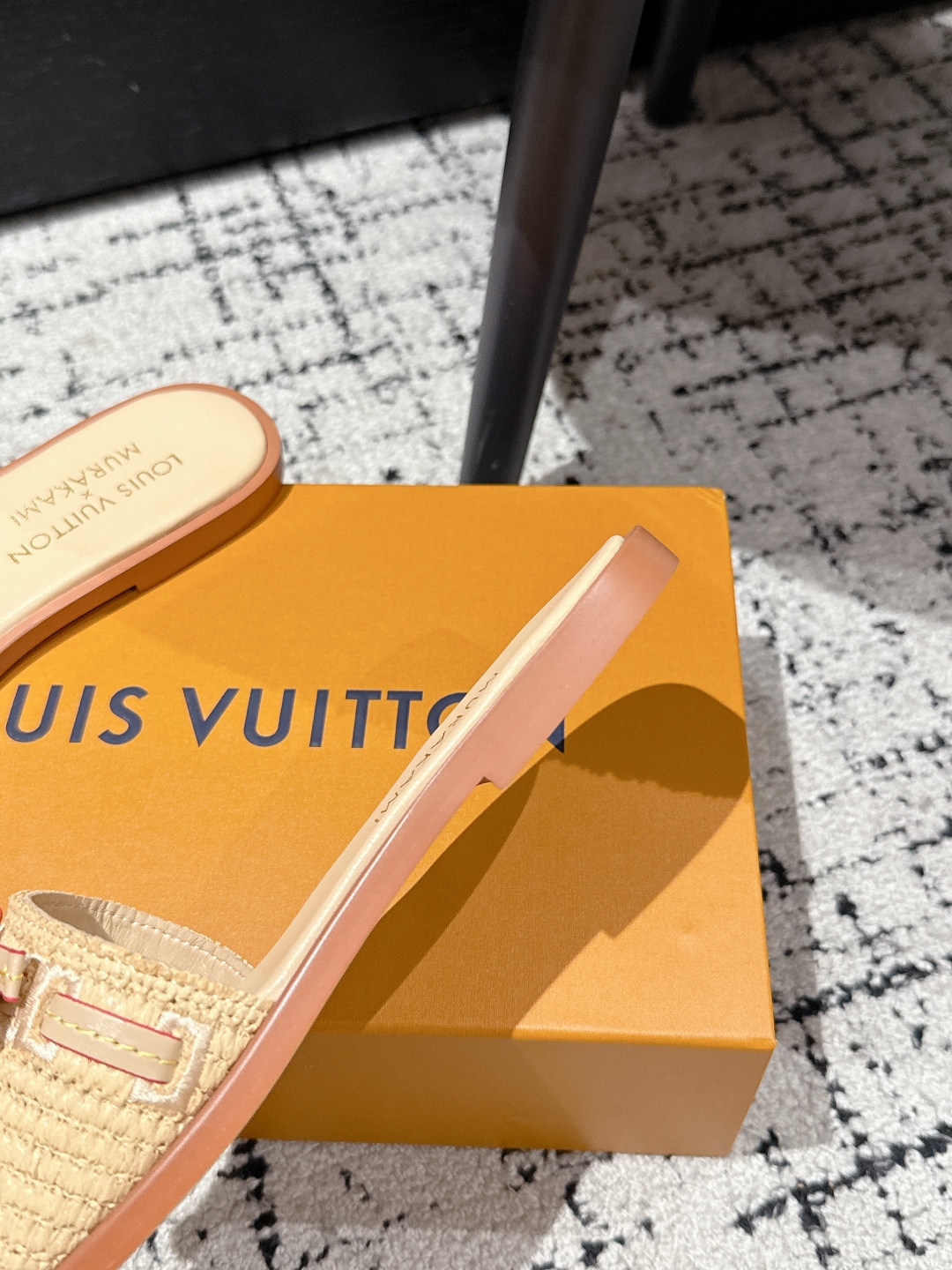 1AHLRL New LV x TM Lily Flat Mule