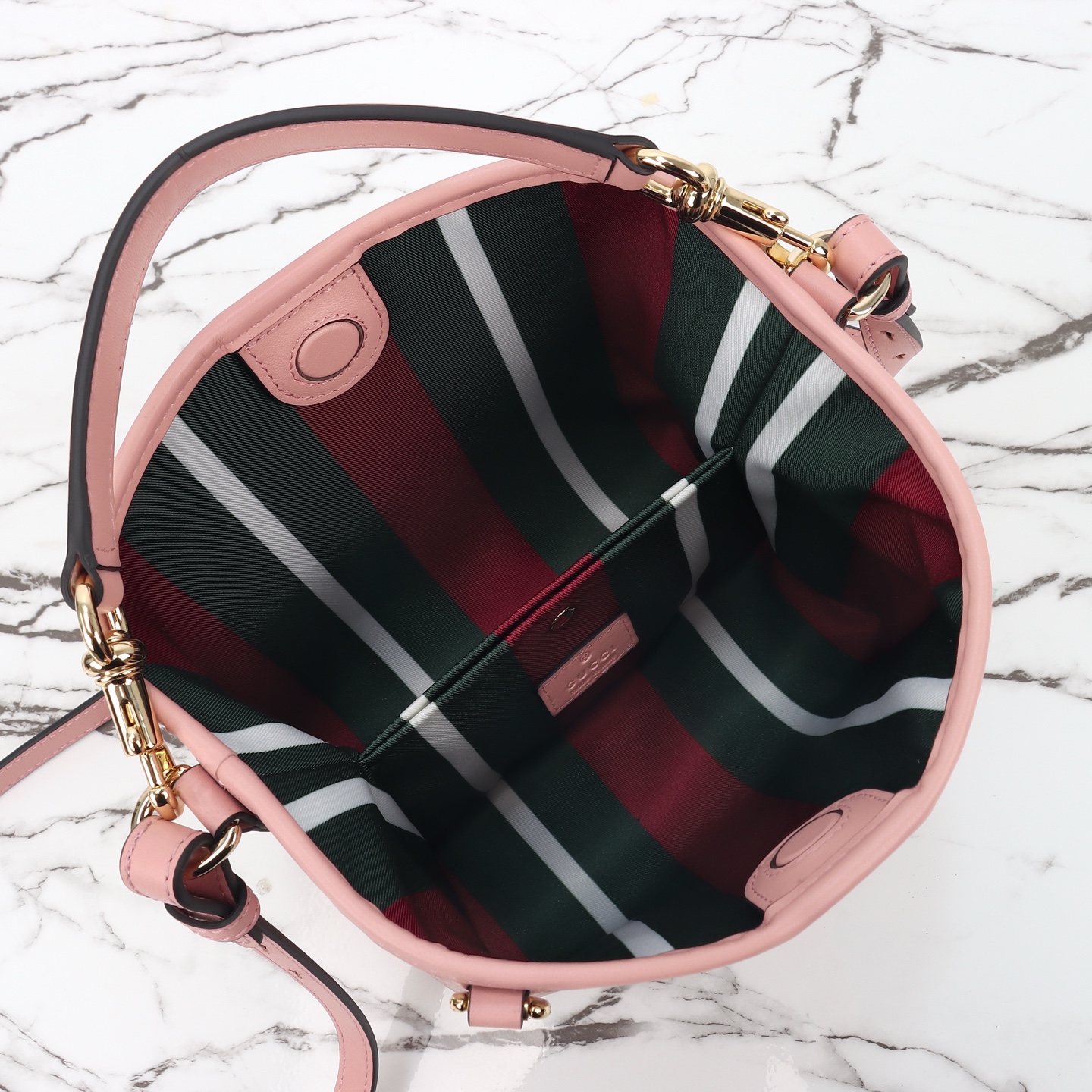 Gucci- Bucket bag -815118