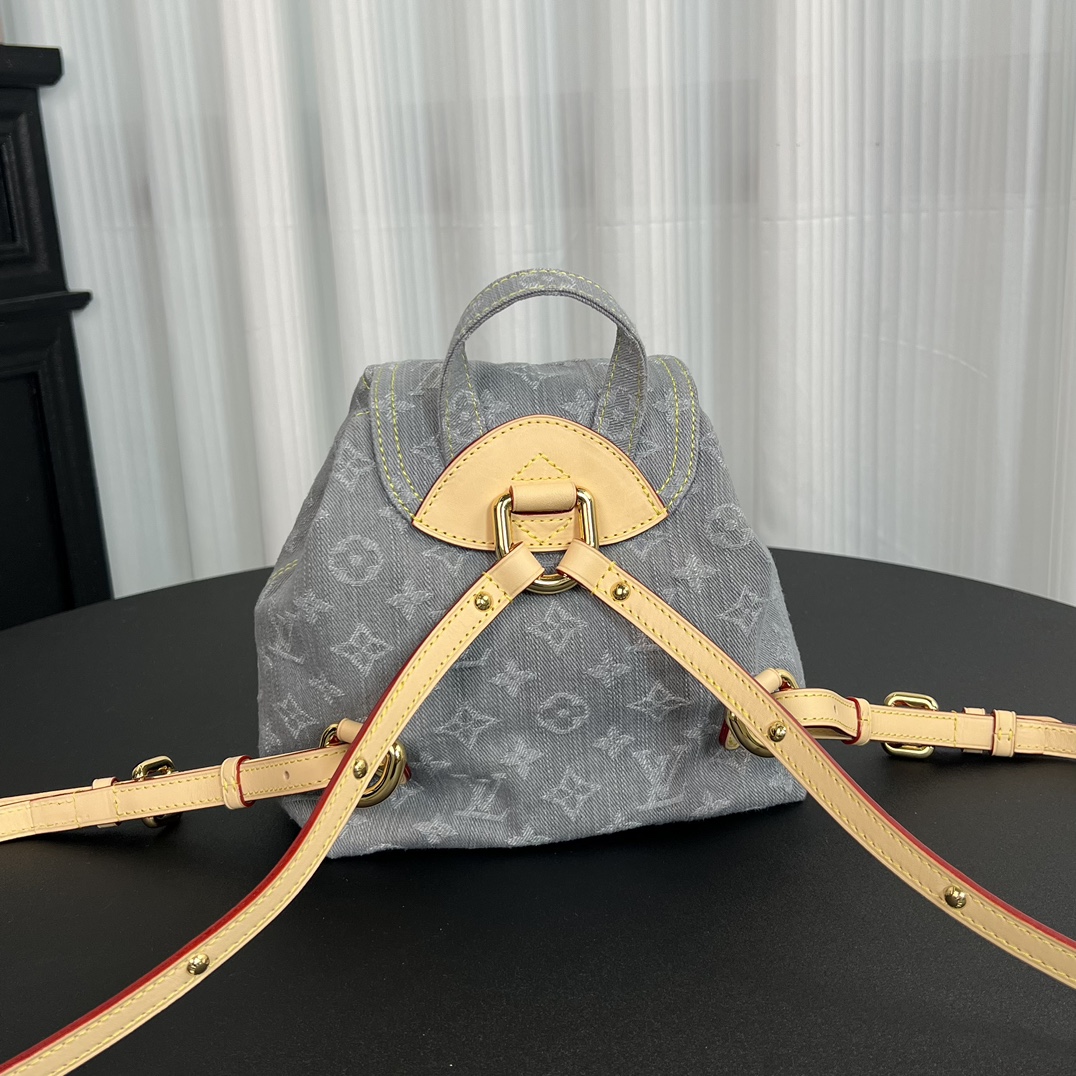 Louis Vuitton M13031 Venice Backpack