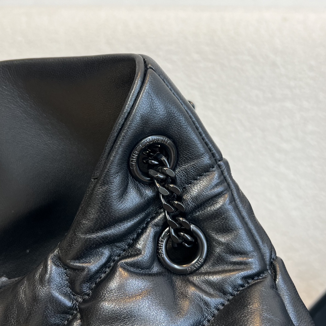 YSL-LOULOU Puffer -Black