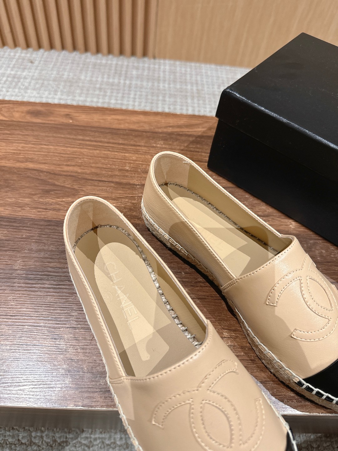 Chanel Espadrilles-Beige