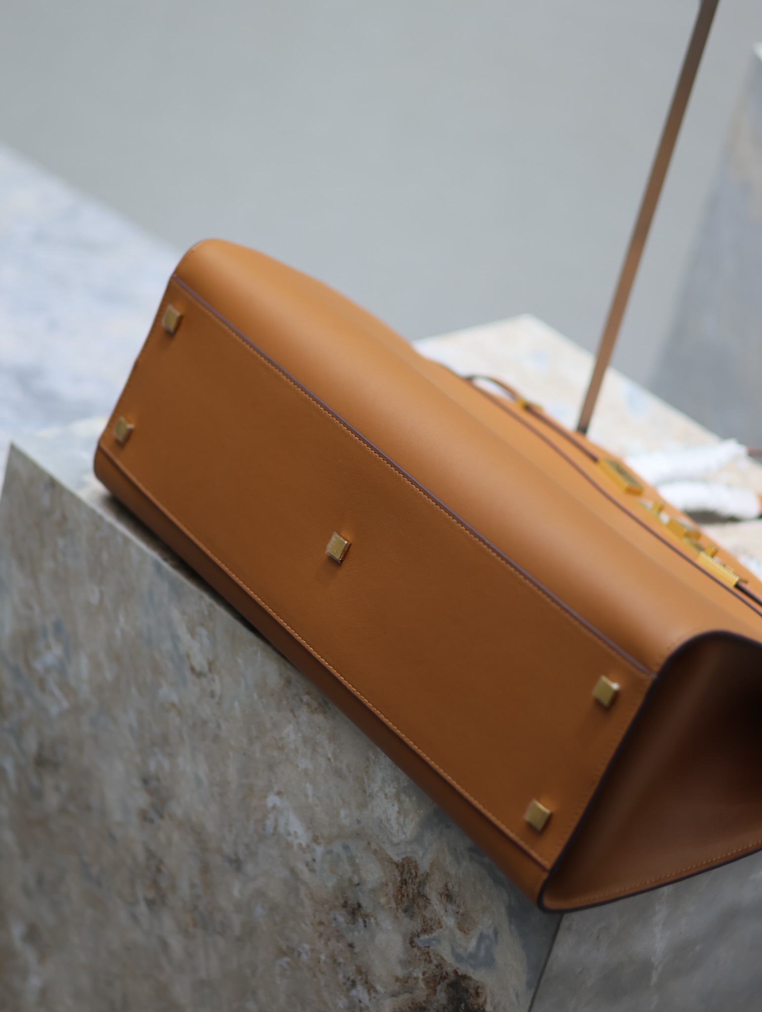 YSL-Manhattan-Caramel Color