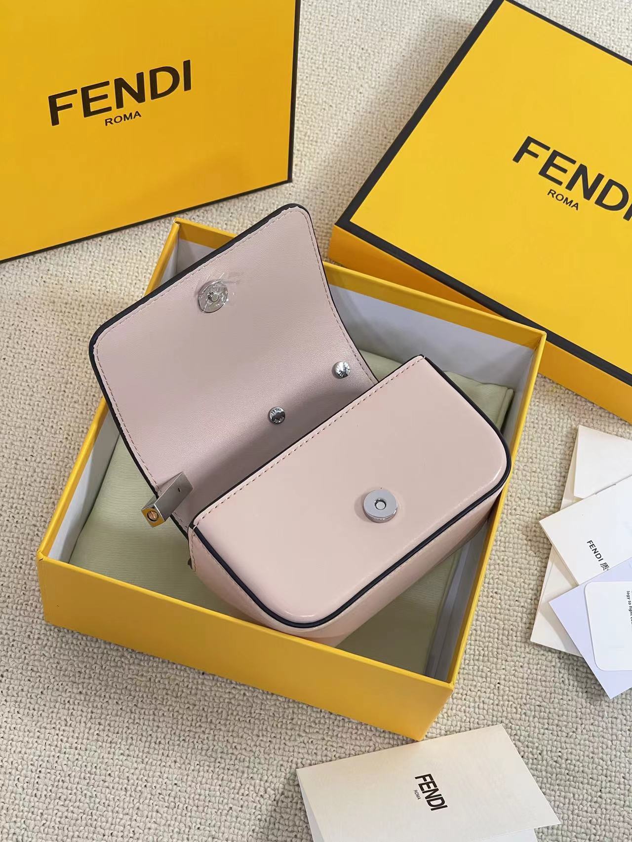 FENDI-First Nano Bag-Pink