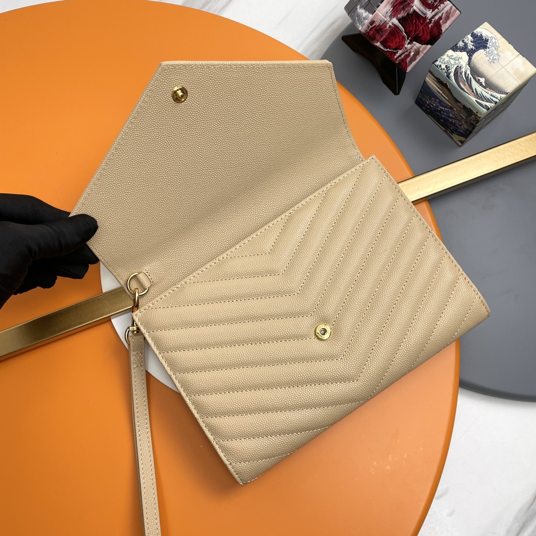 CASSANDRE MATELASSÉ FLAP POUCH -DARK BEIGE