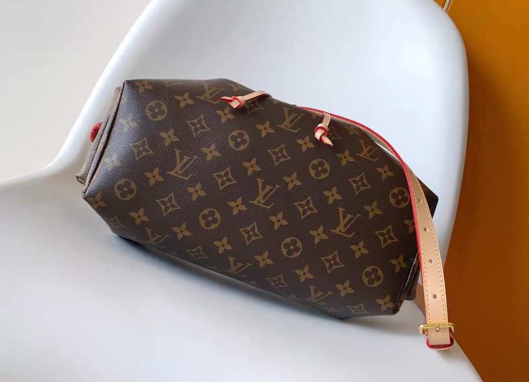 LOUIS VUITTON M26040 Odyssee MM