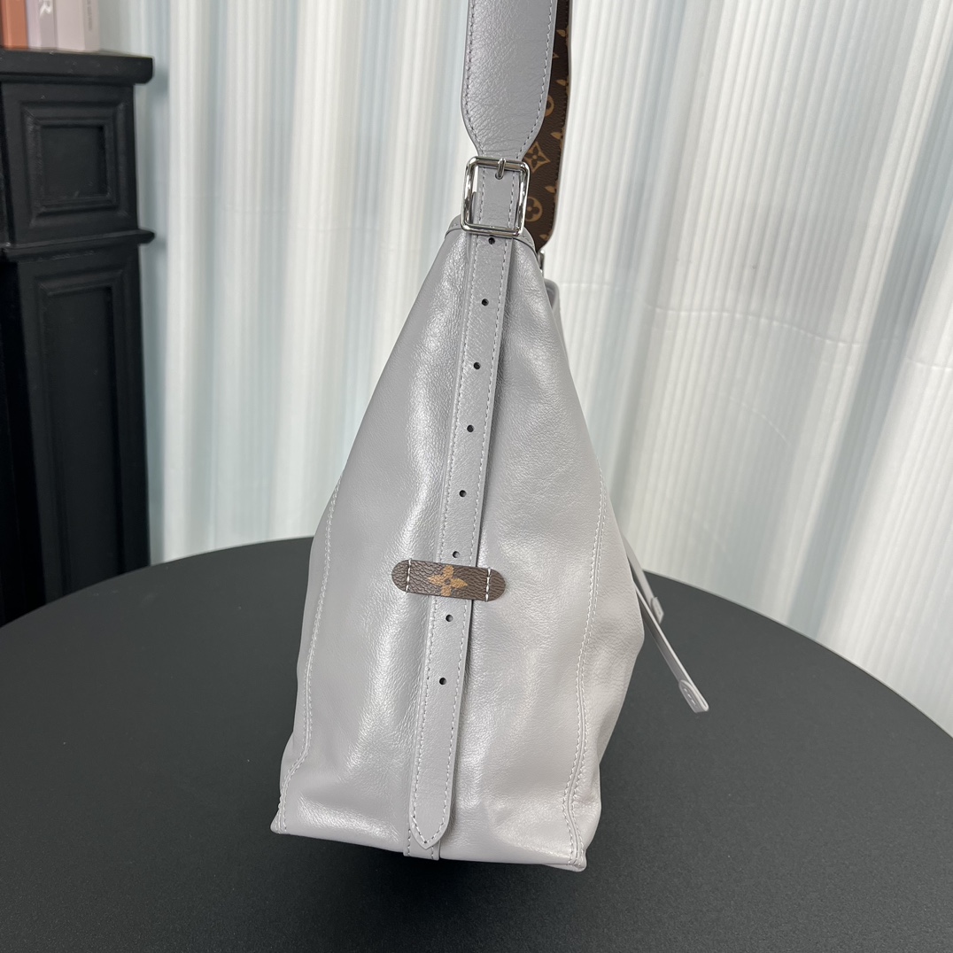 LV- M25143 CarryAll Vibe MM&PM