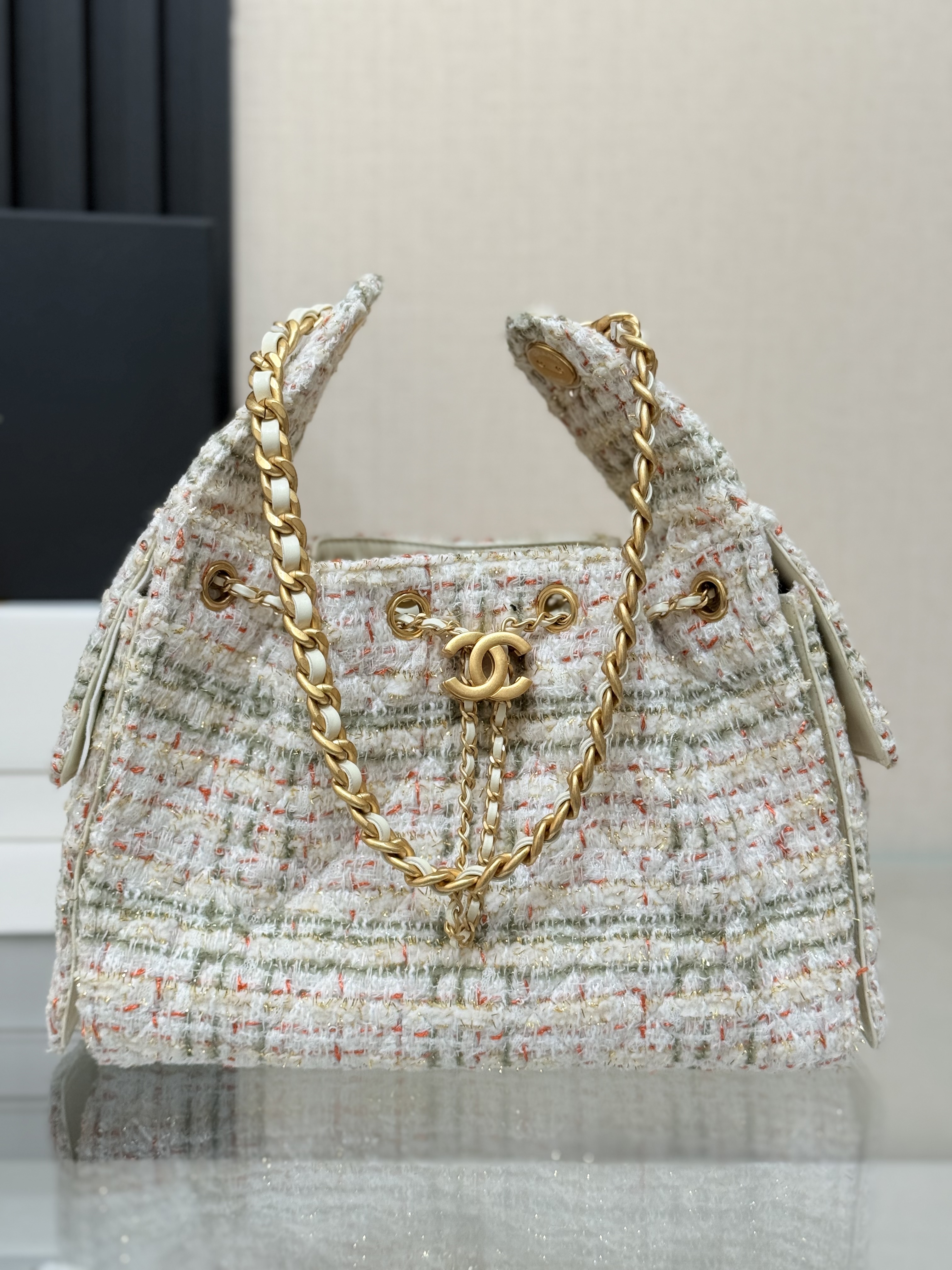 CHANEL 25 Small Handbag