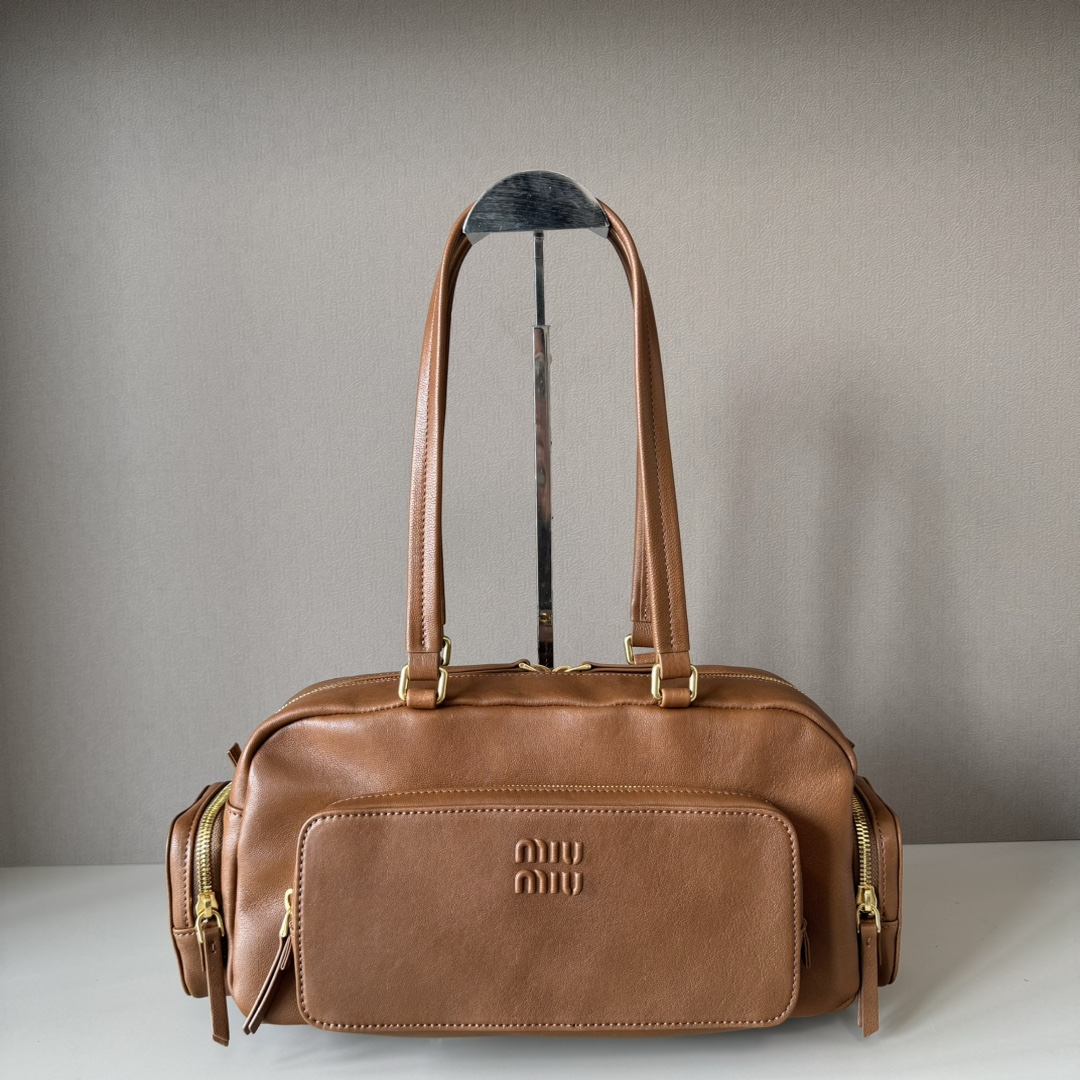 MIUMIU-Pocket washed nappa leather bag
