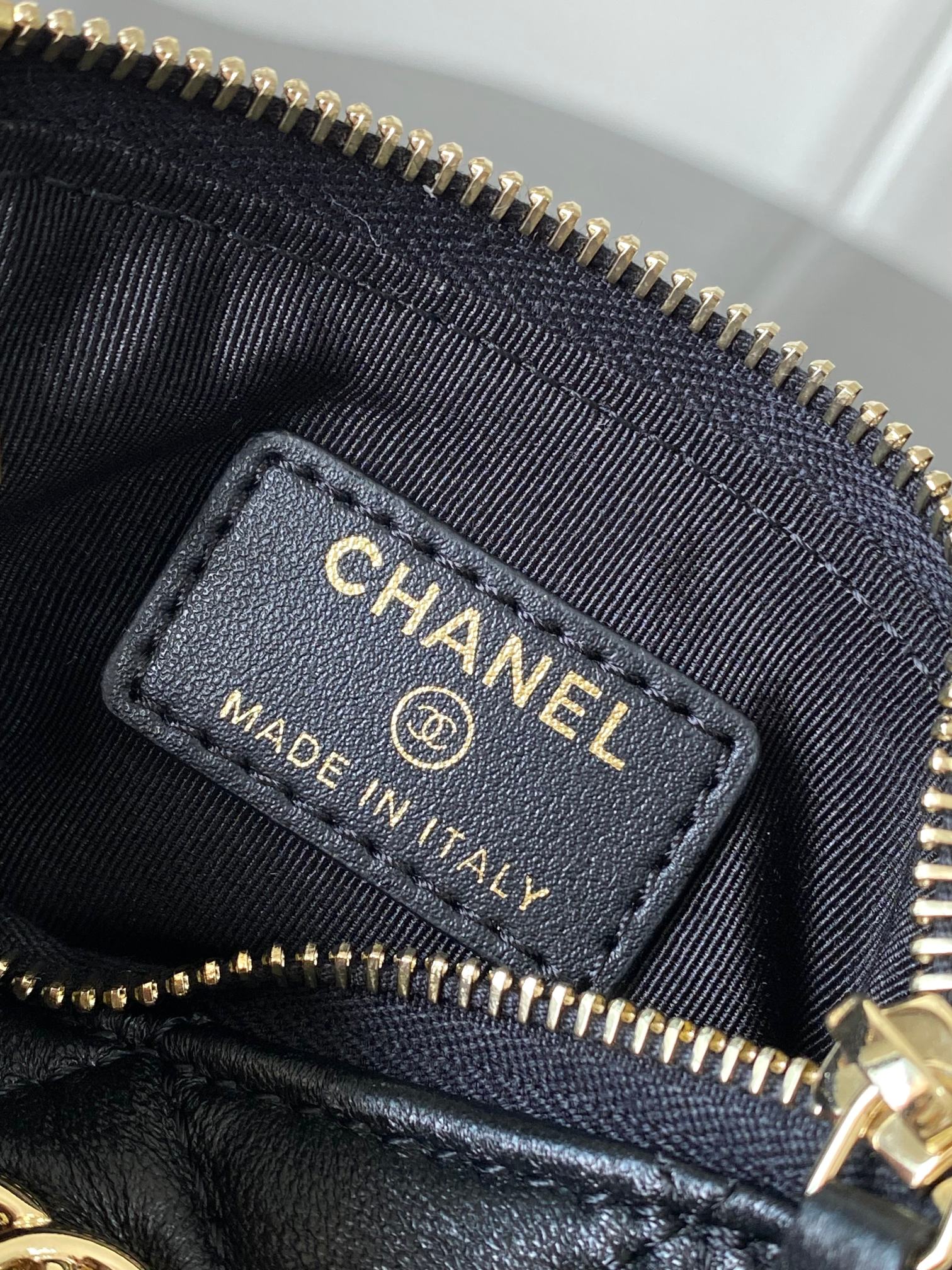 CHANEL 25S Half-Moon Bag