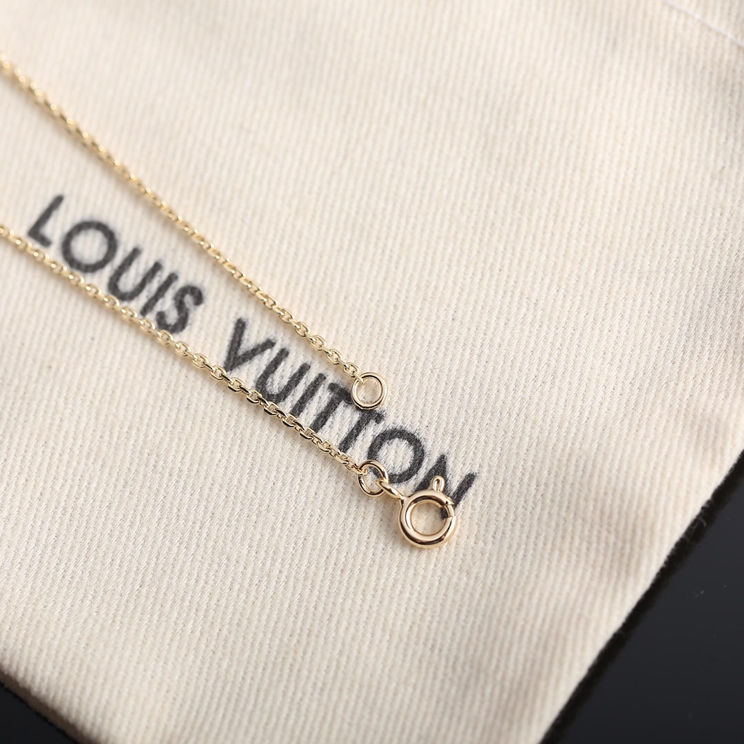 Q03276 Colour Blossom BB Star Pendant, Yellow Gold, Amazonite and Diamond