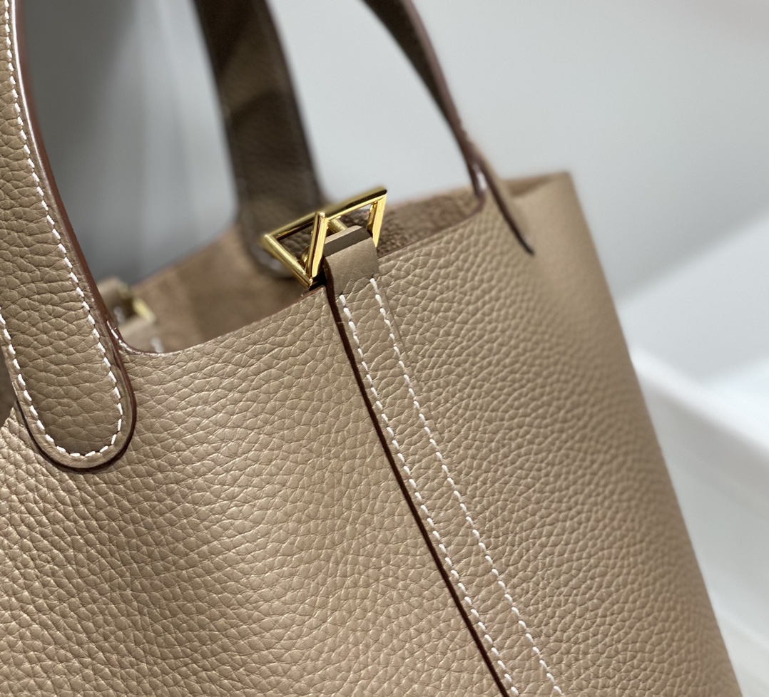 𝑷𝒊𝒄𝒐𝒕𝒊𝒏 𝒍𝒐𝒄𝒌 bag