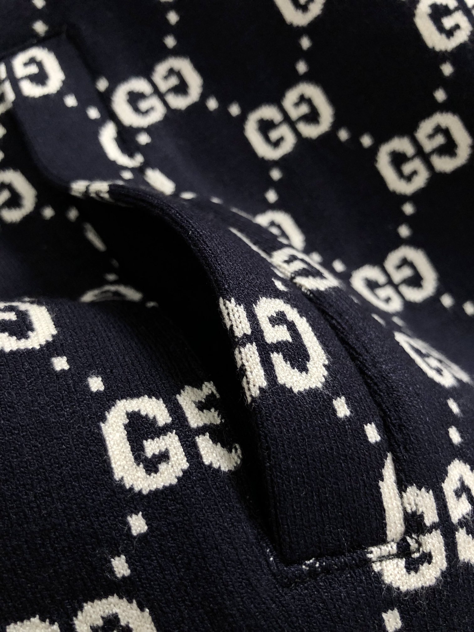 Gucci- two-tone letter jacquard stand-up collar wool jacket