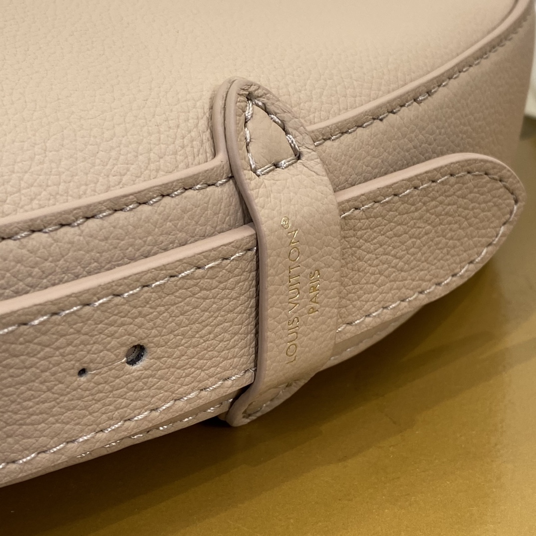 LV M14635 Low Key Cookie MM