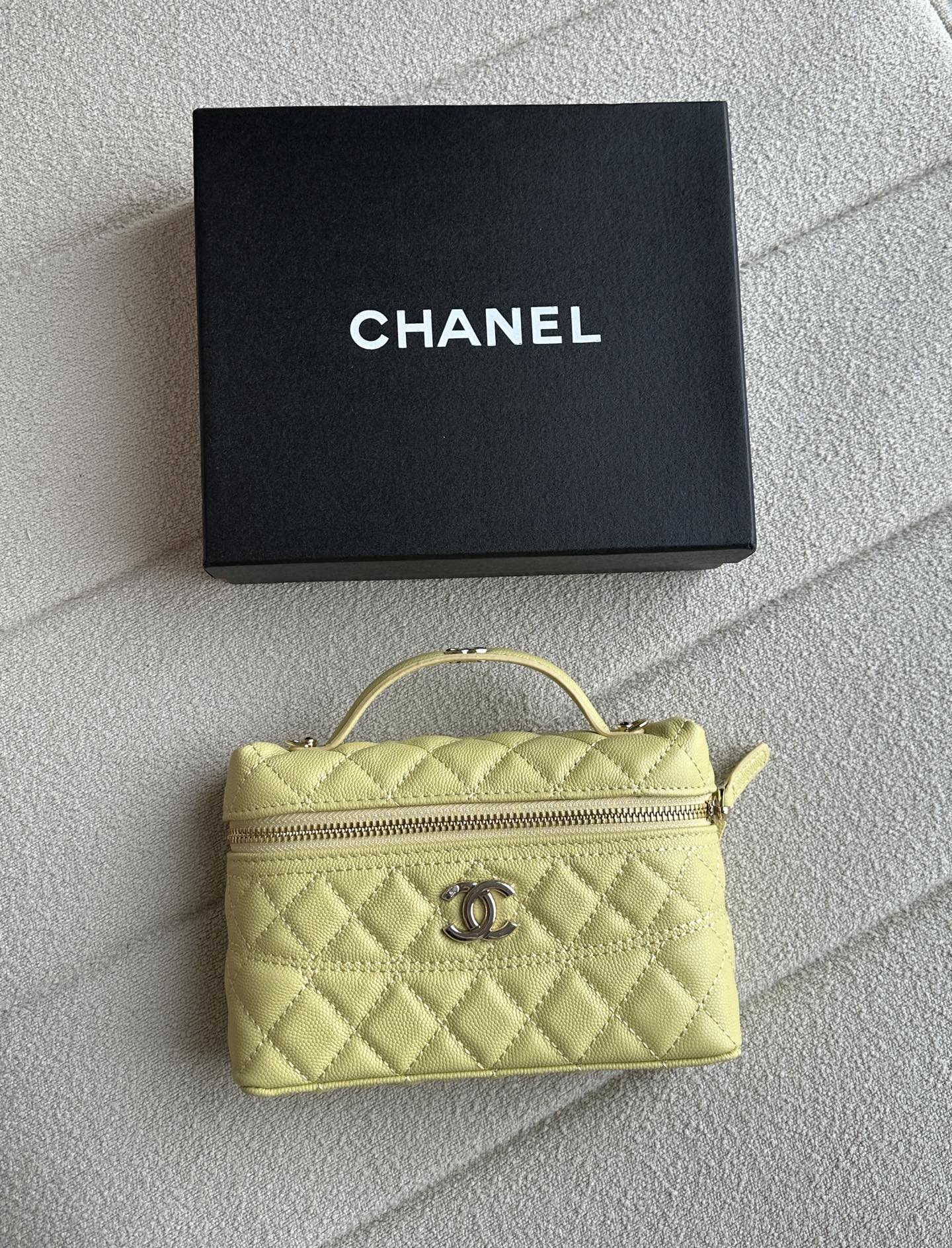 Chanel new 25C bag