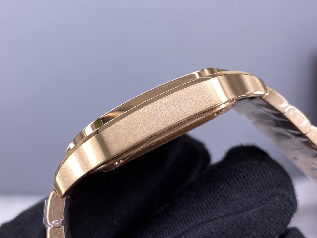 Cartier Santos Ladies Diamond Watch