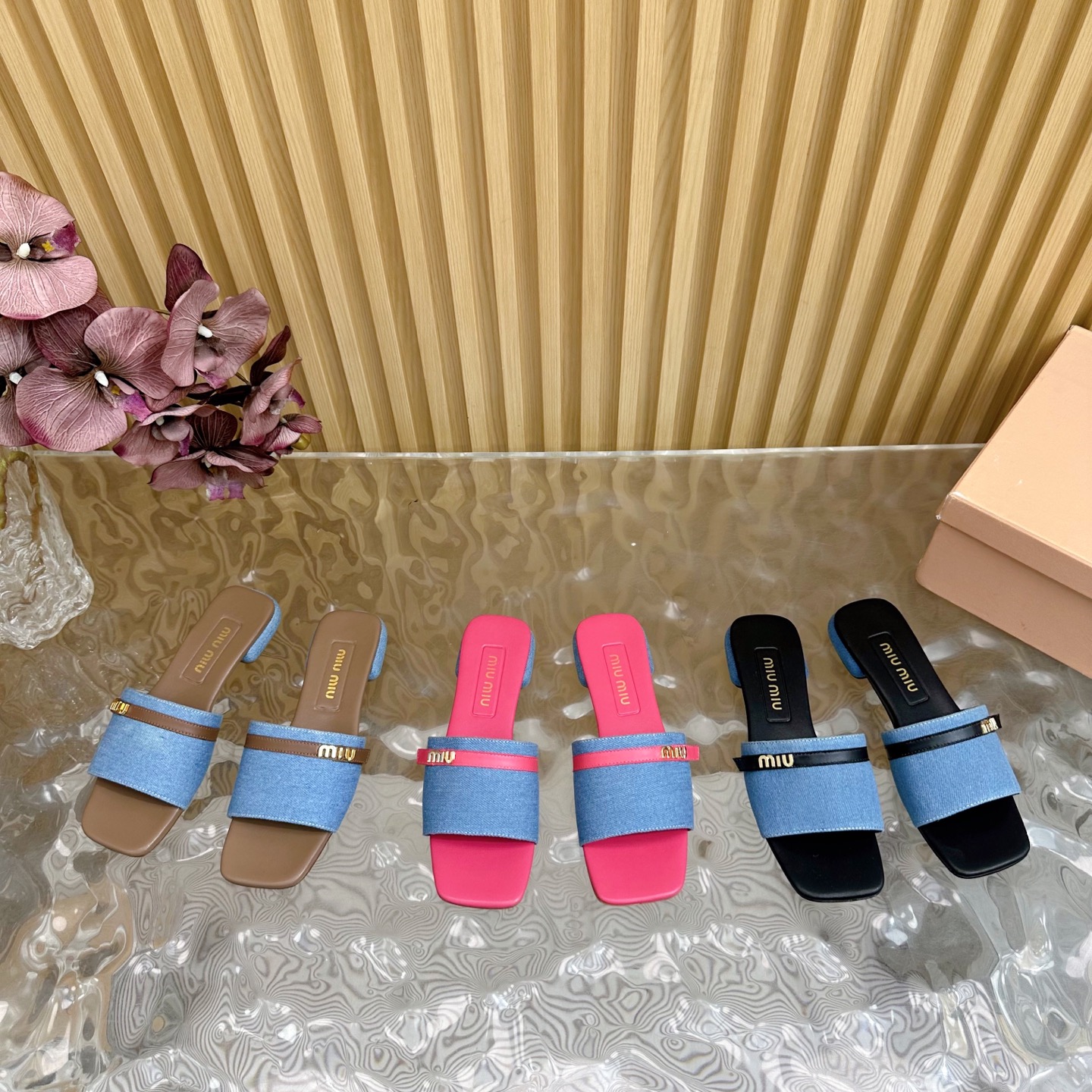 MIU MIU Bow-Embellished Slides