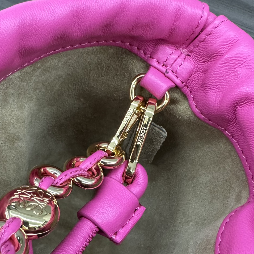 Medium Flamenco purse in mellow nappa lambskin