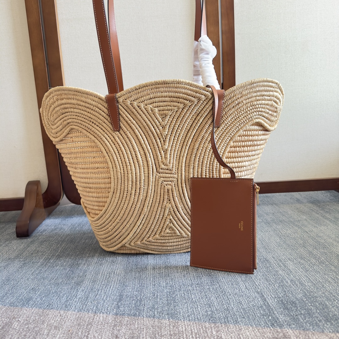 CELINE Natural Plant Materials and Leather Medium Woven TRIOMPHE Basket Bag