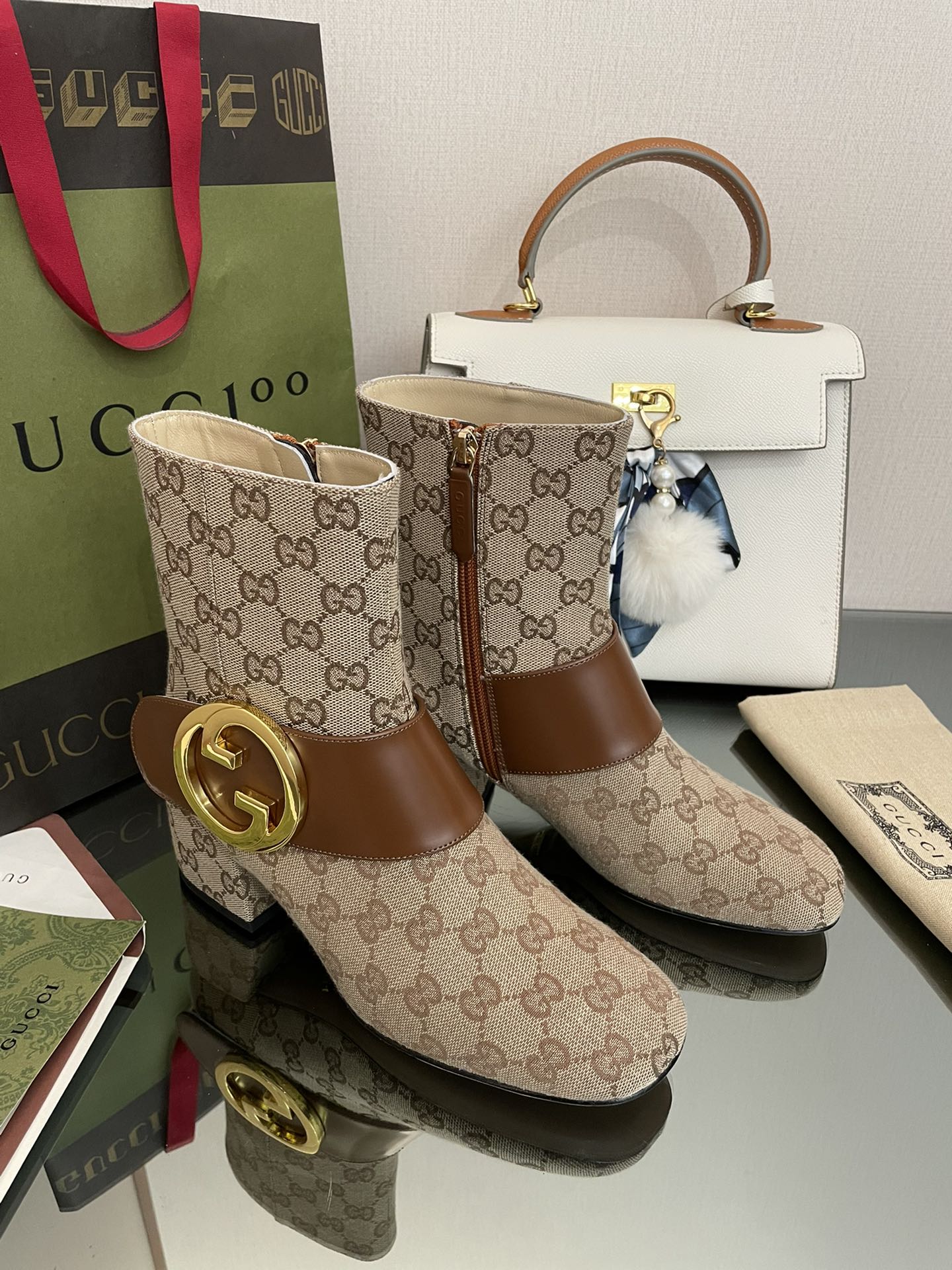 GUCCl high-end boutique early autumn