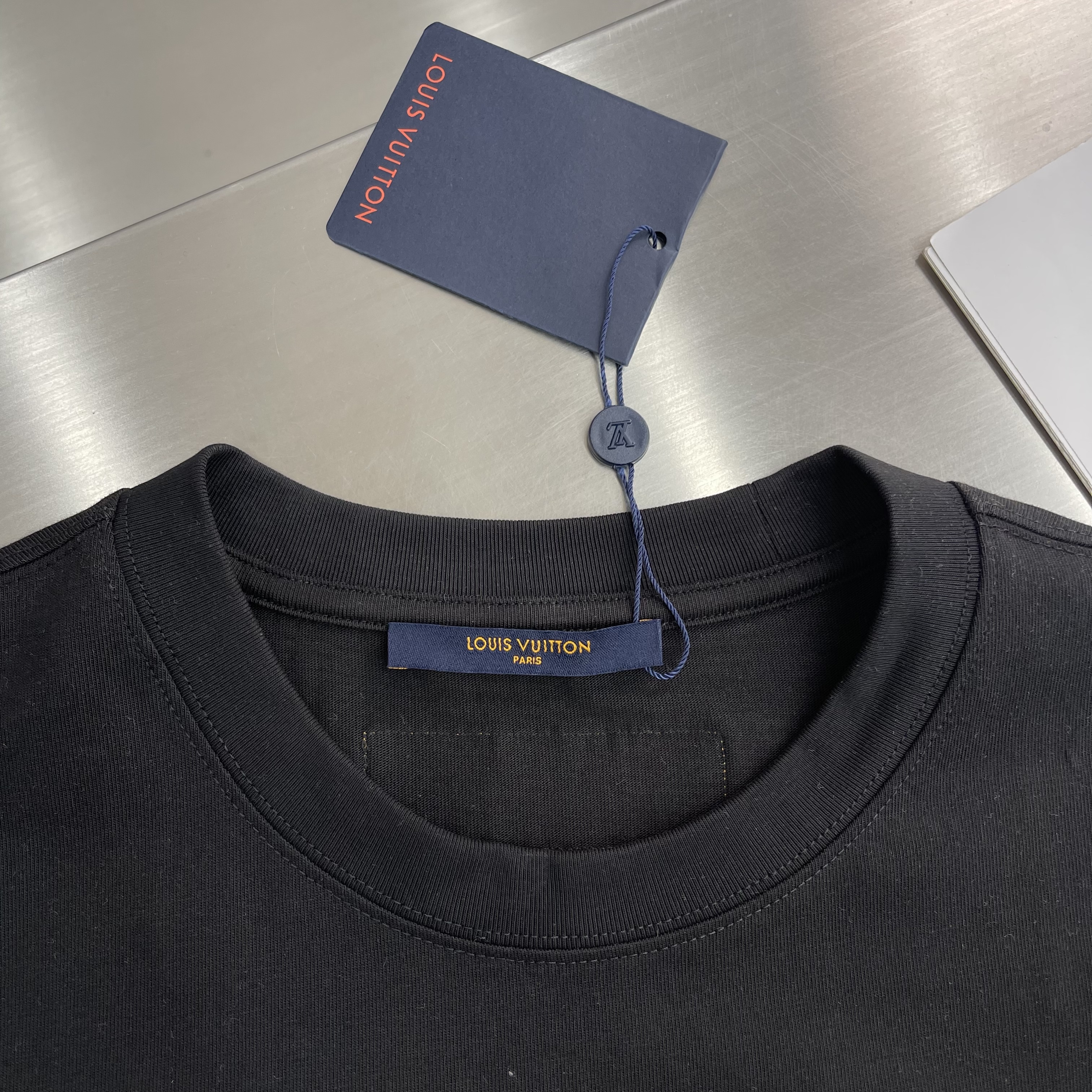 LV 2025 SS New Arrival – Unisex T-Shirt