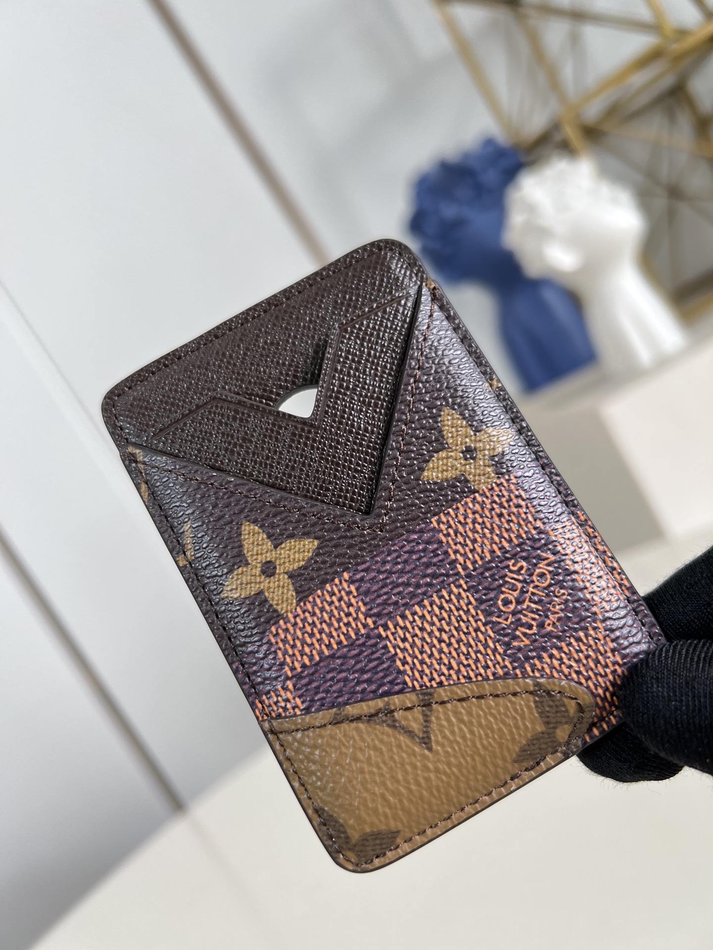 LV M26016 Porte-Cartes Magnet