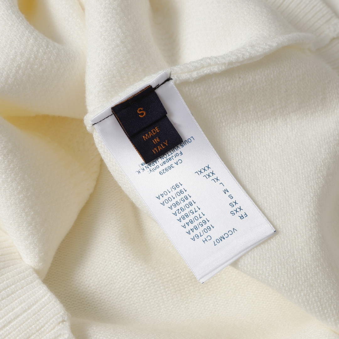 LV- Long sleeve white sweater