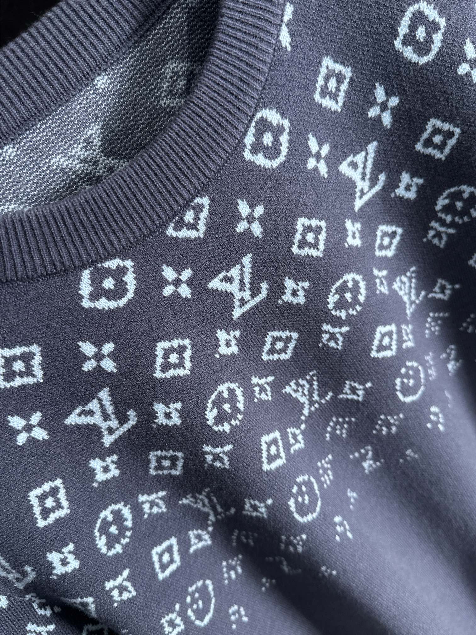 LV-2024- purple sweater