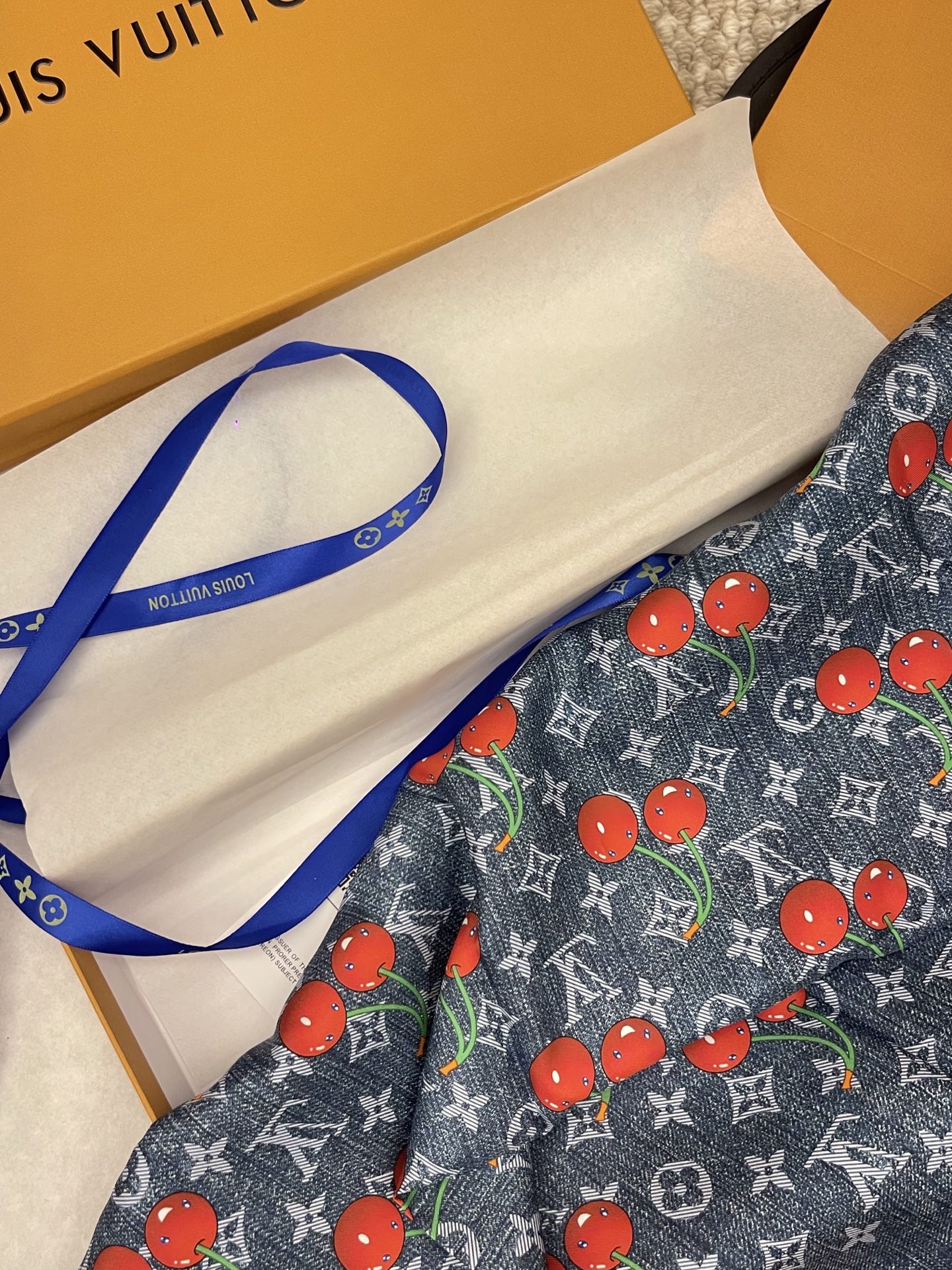 M94966 New LV x TM Monogram Cerise Square 90