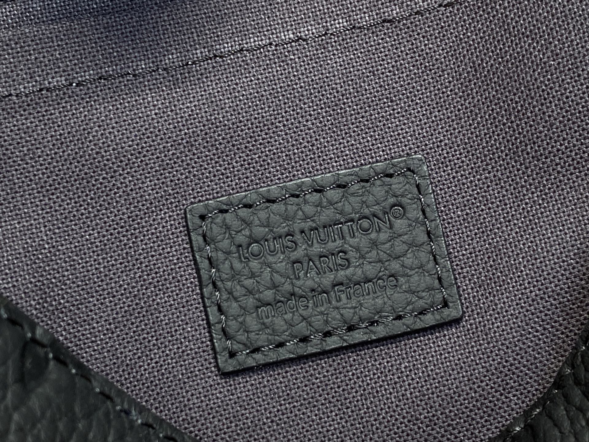 Louis Vuitton M13871 Soul Trunk Bag