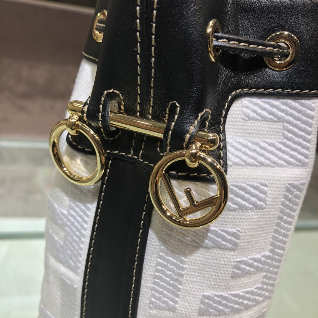 FENDI-White Denim FF Logo Embroidered Bucket Bag