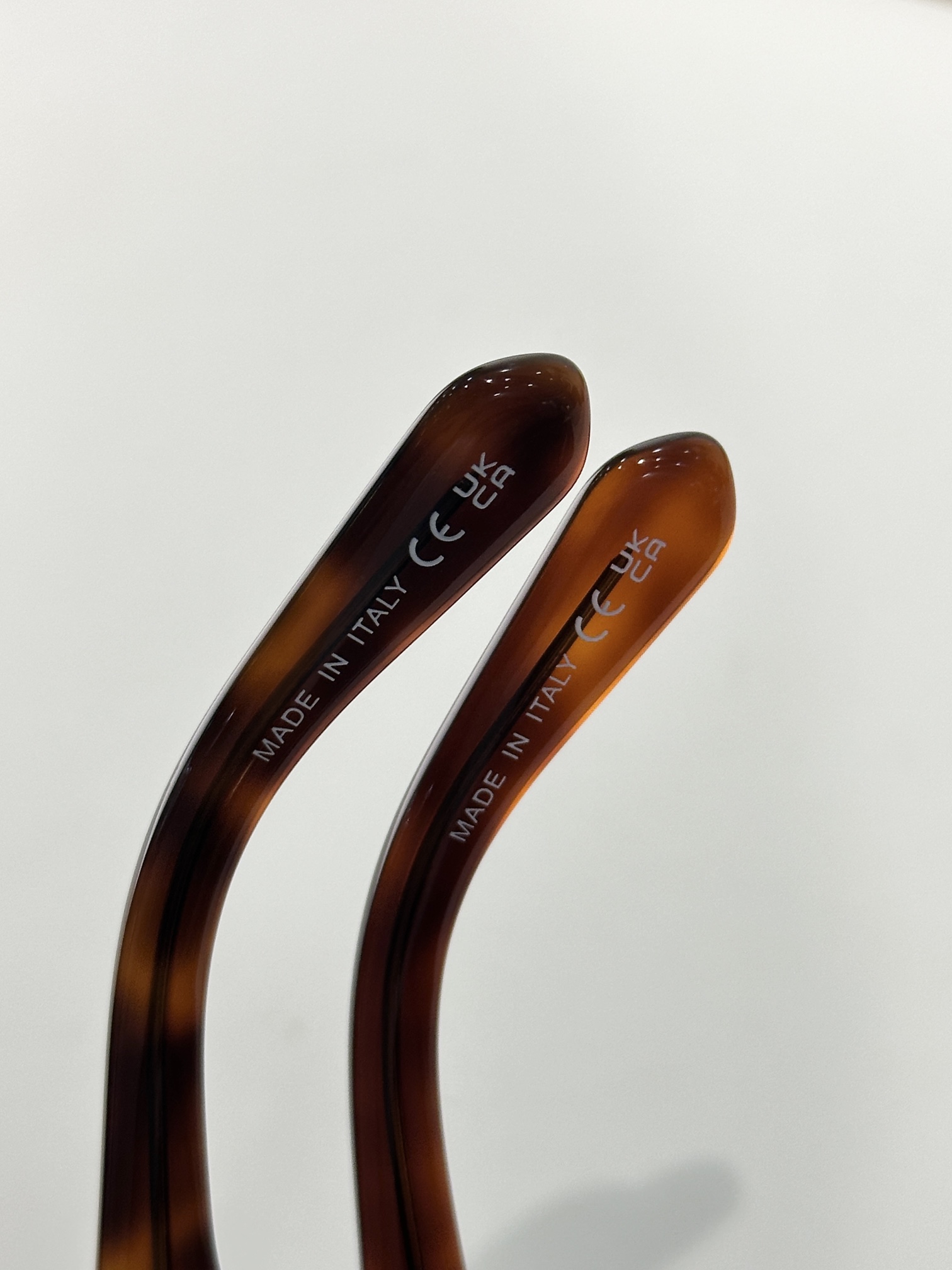 Louis Vuitton Z2739U  Slide Large Square‑Round Sunglasses