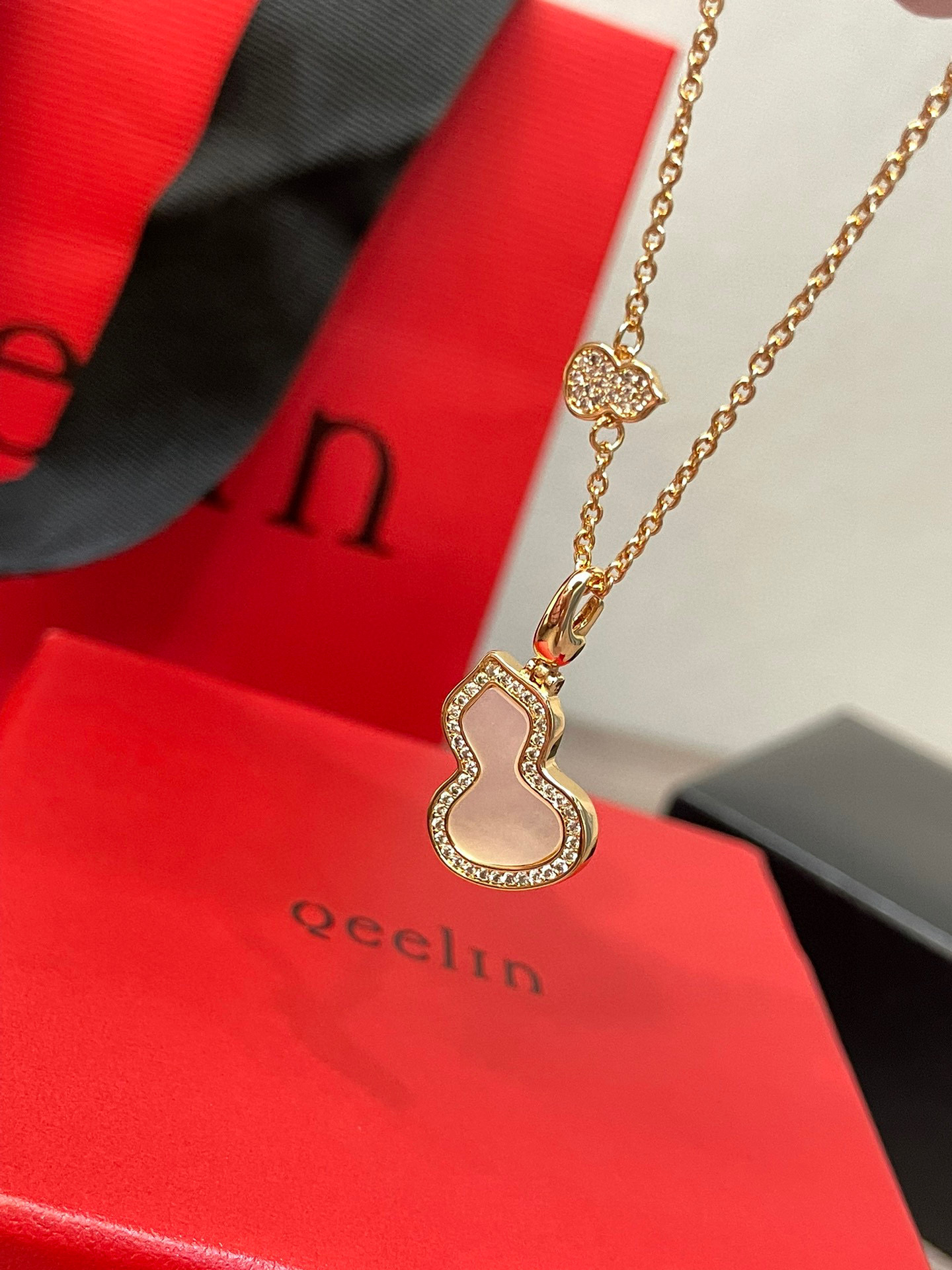 QEELIN Gourd Necklace