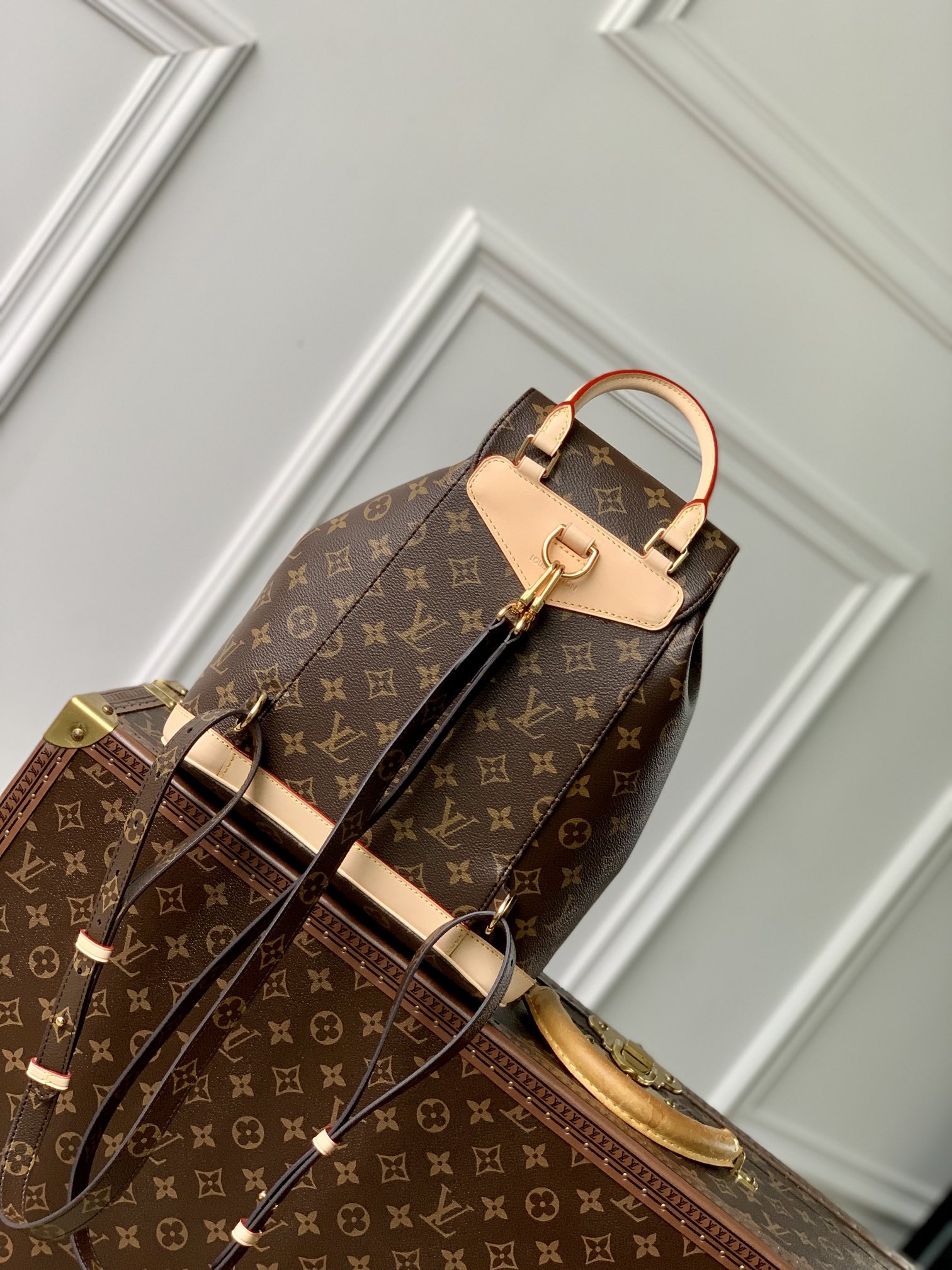 Louis Vuitton M11199 Montsouris Mini Monogram