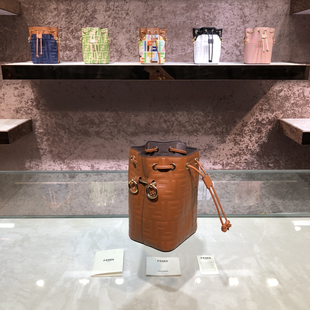 FENDI-Calfskin FF Logo Bucket Bag-Brown