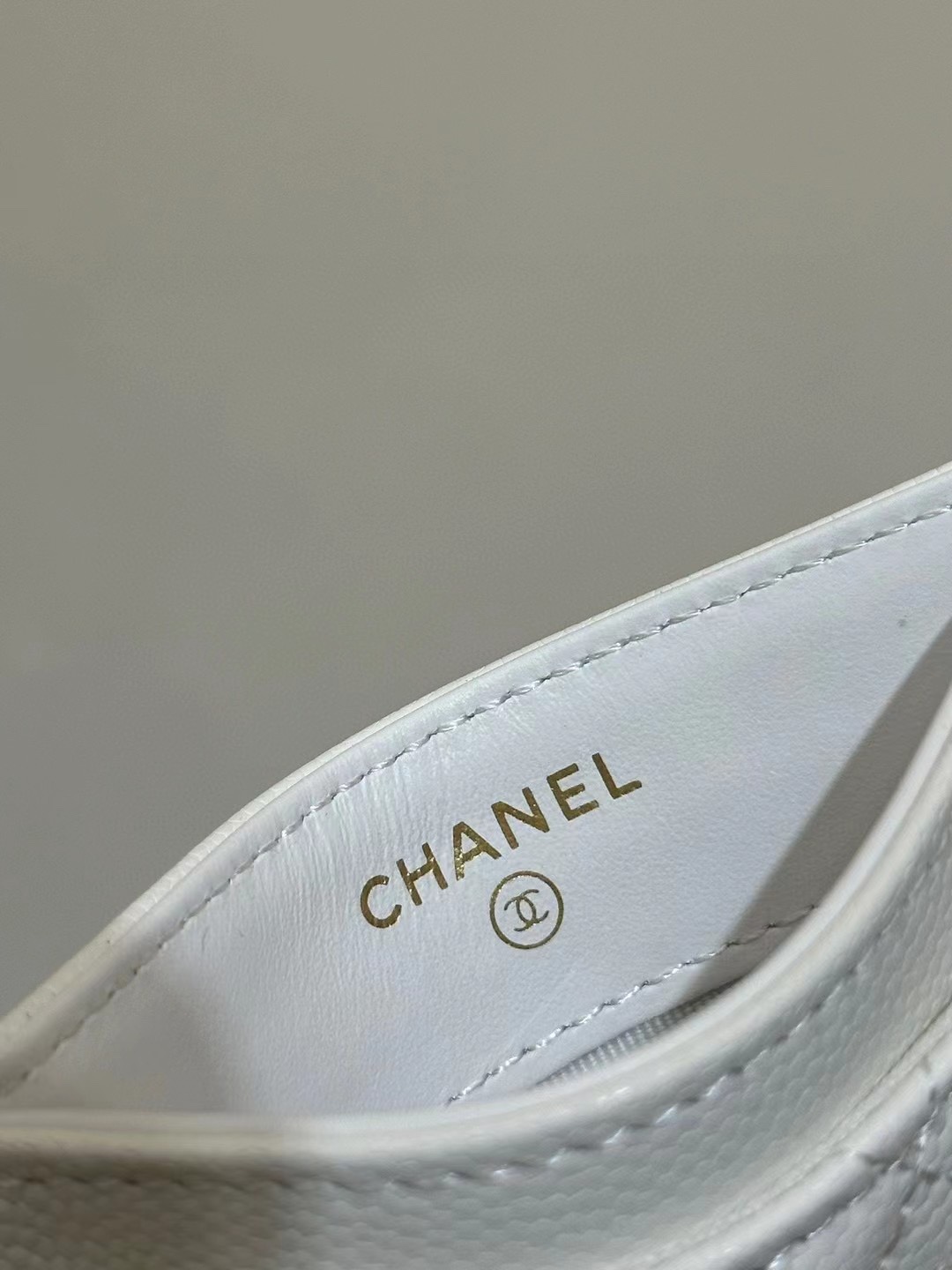 Ohanel 23S new ultra-thin card case-white