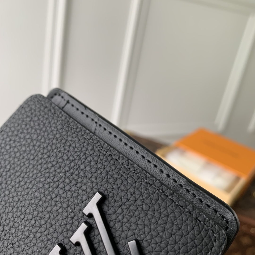 M69829 Multiple Wallet