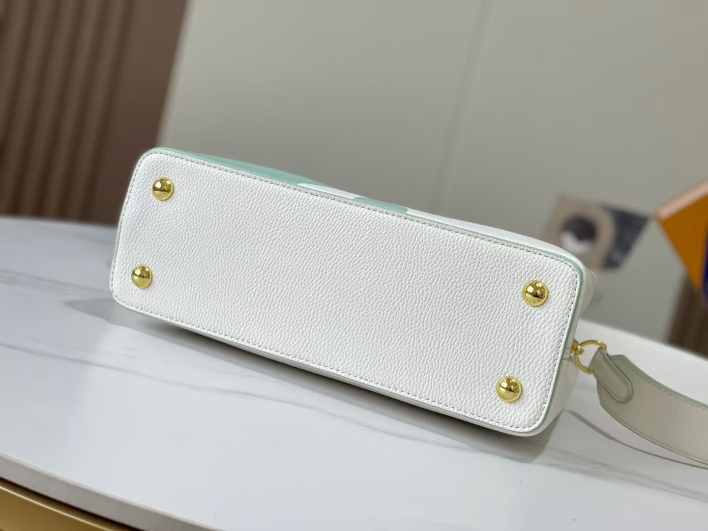 LV-Capucines-Flower-green