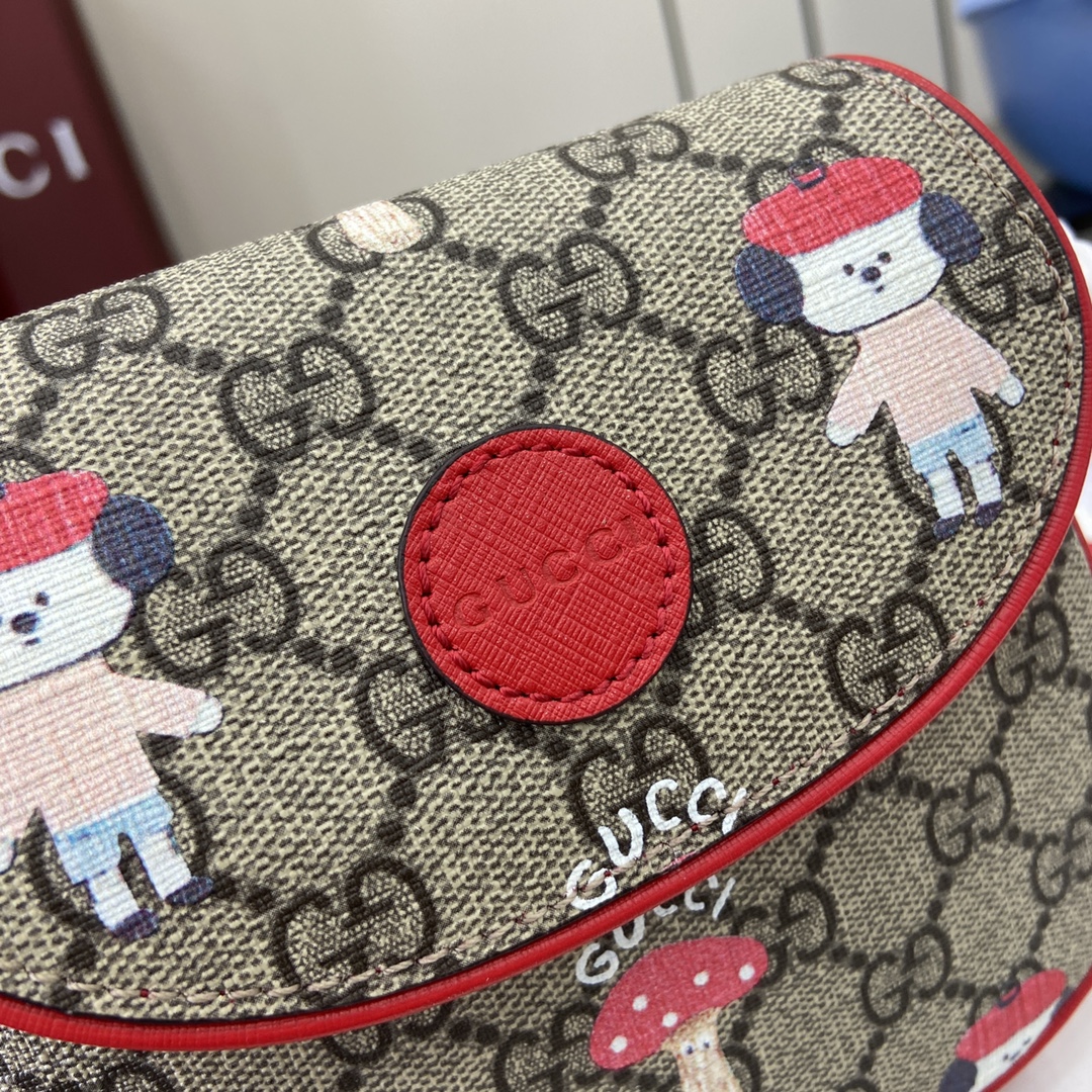 Gucci x Naon Jeong Cruise Shoulder Bag
