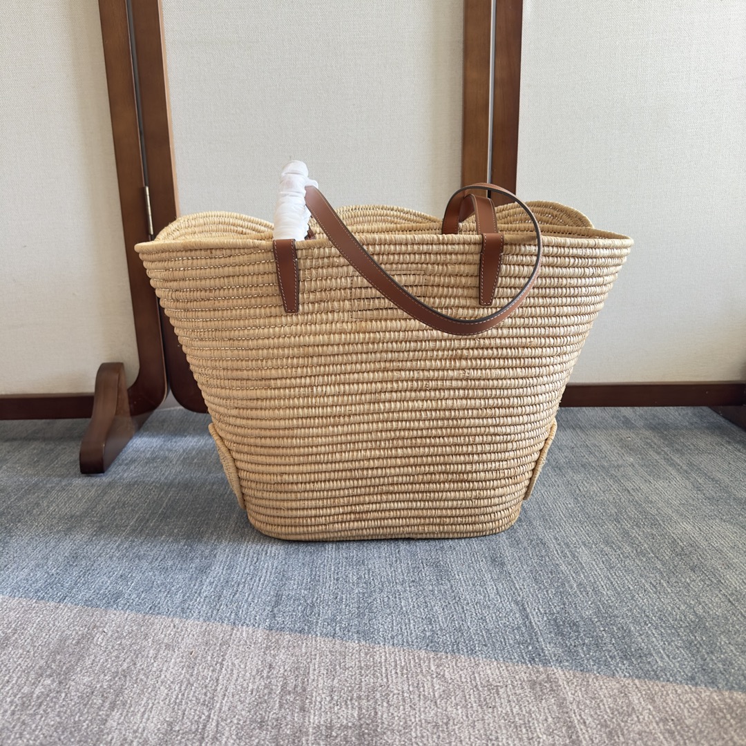 CELINE Natural Plant Materials and Leather Medium Woven TRIOMPHE Basket Bag