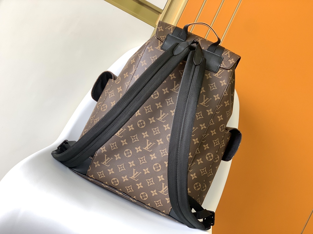 LV M46686 Christopher Backpack
