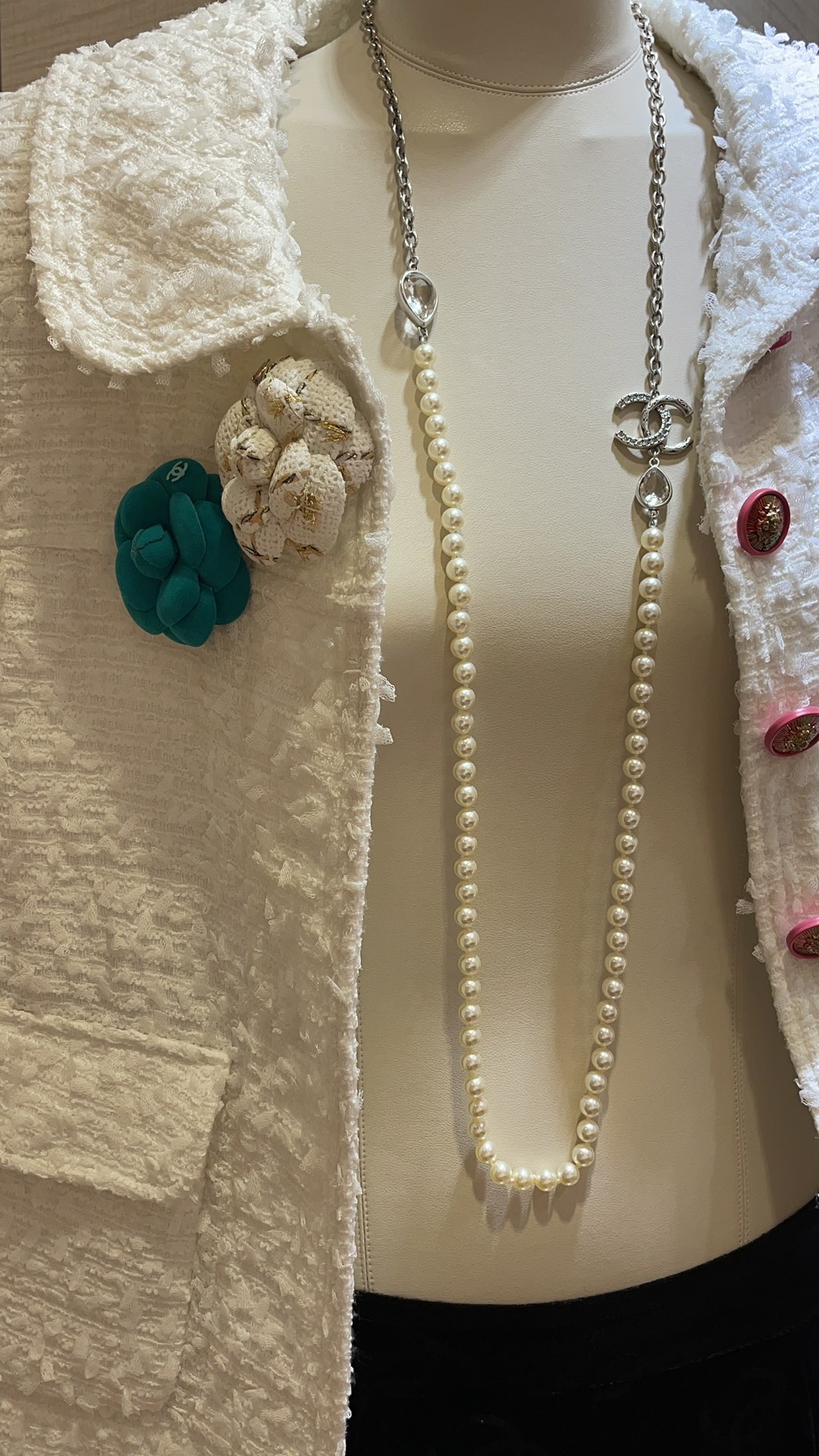 𝑪𝒉𝒂𝒏𝒆𝒍 24A new black silver rhinestone double C Drop diamond Pearl necklace sweater chain