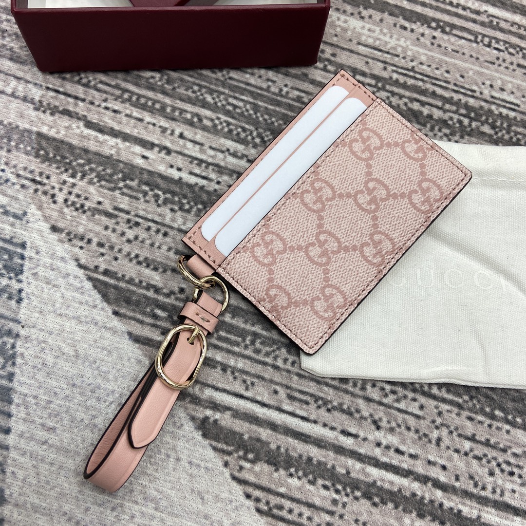 GG Emblem card case with strap-819121