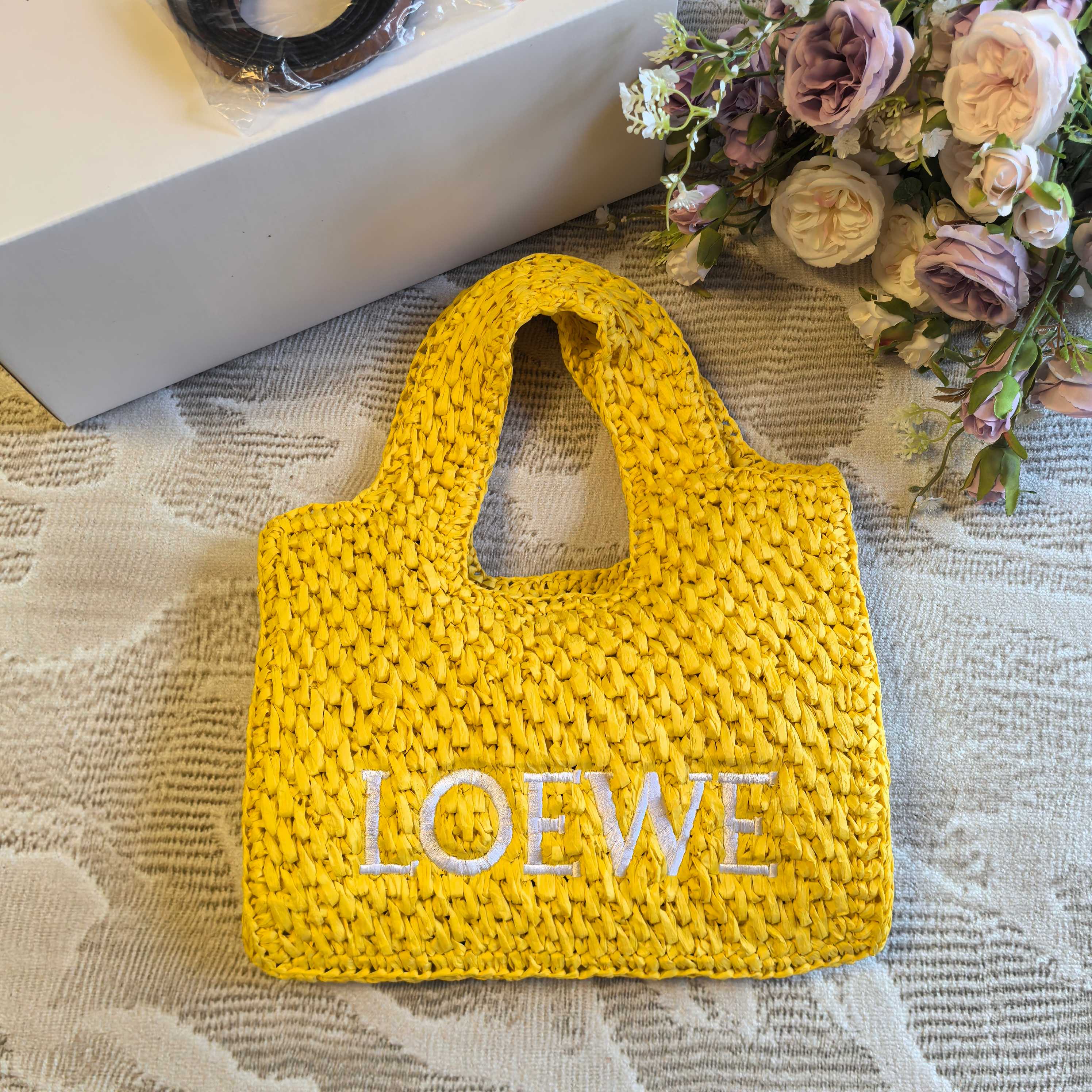 LOEWE Vegetable basket bag