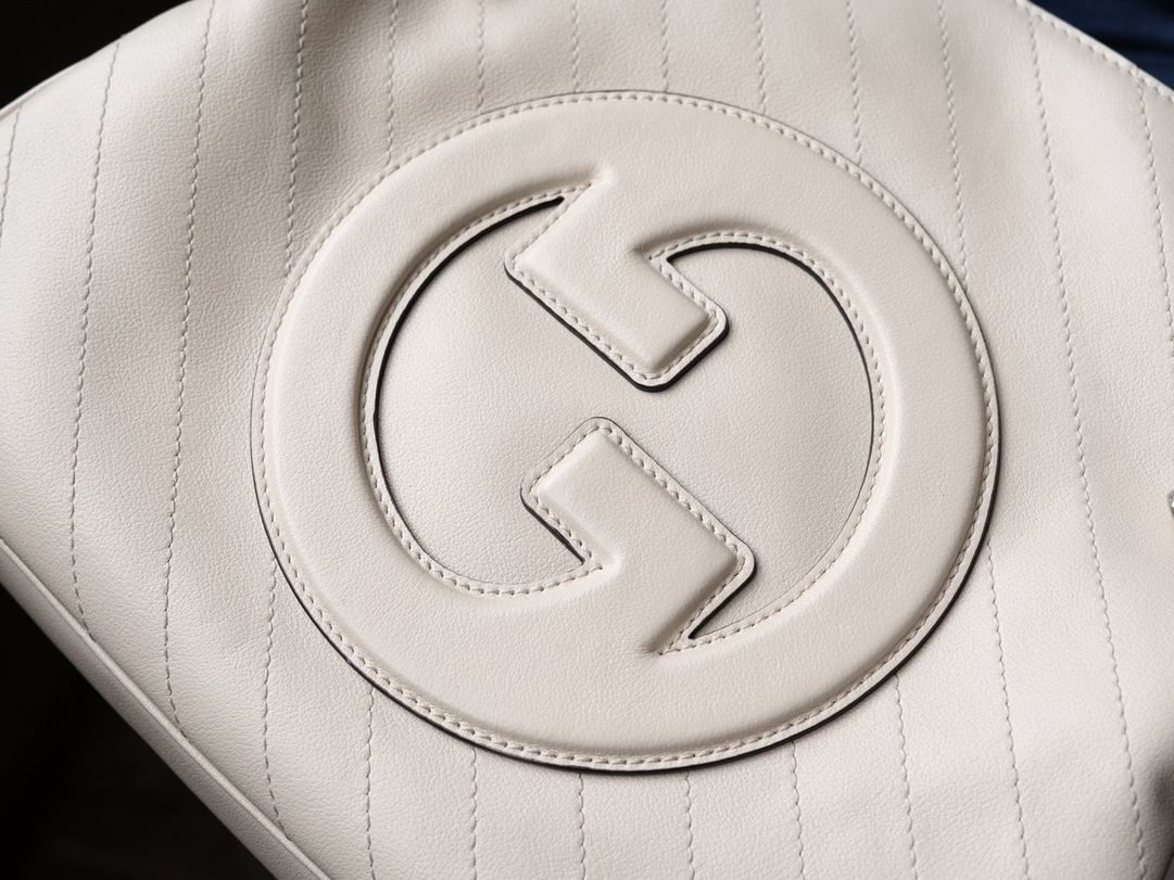 GUCCI BLONDIE SMALL TOTE BAG-751518